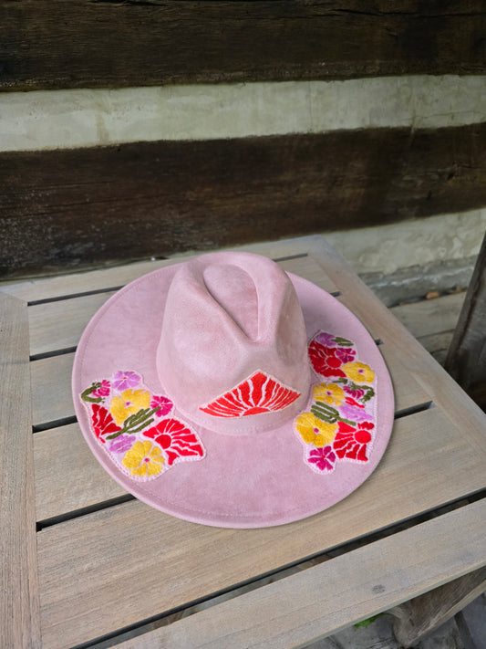 Bright western suede wide-brim hat